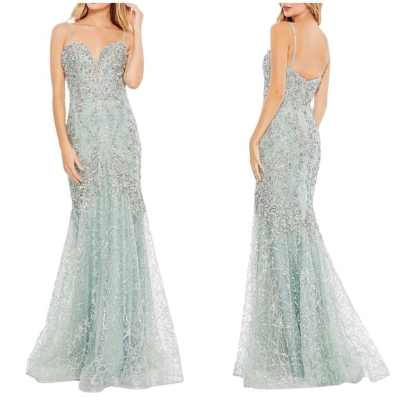 Mac Duggal NWT Green Embellished Sleeveless Plunge Neck Trumpet Gown Size 10 - Picture 1 of 12